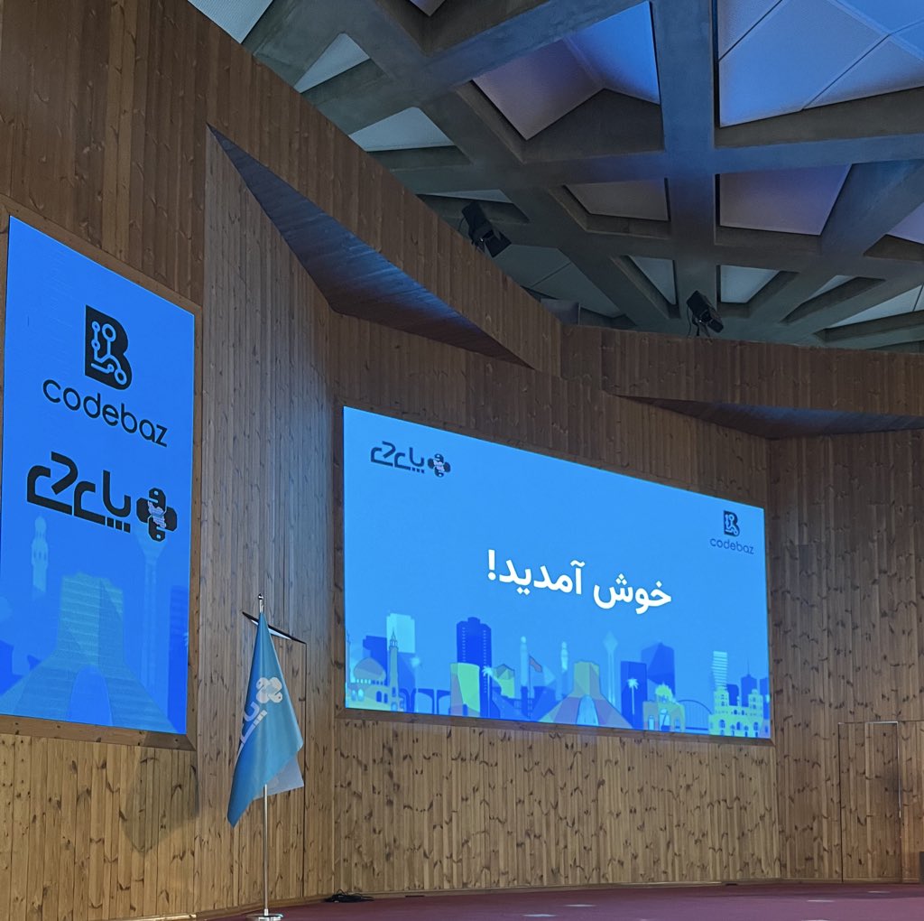 ___skygirl___'s tweet photo. امروز اینجاییم 😎

#pyday 
#codebaz https://t.co/x9UUISJN9F