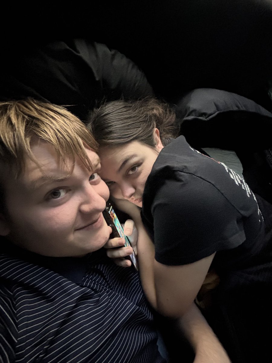 HunterAshFN's tweet image. we live in this bitch

twitch.tv/hunterash_