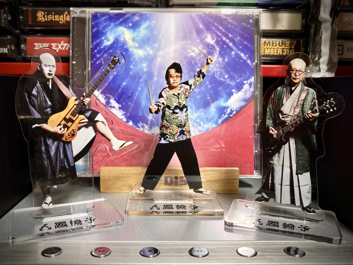 人間椅子　アクスタ 人生で初めてアクスタ買ったんですが、これはめっちゃいいですね