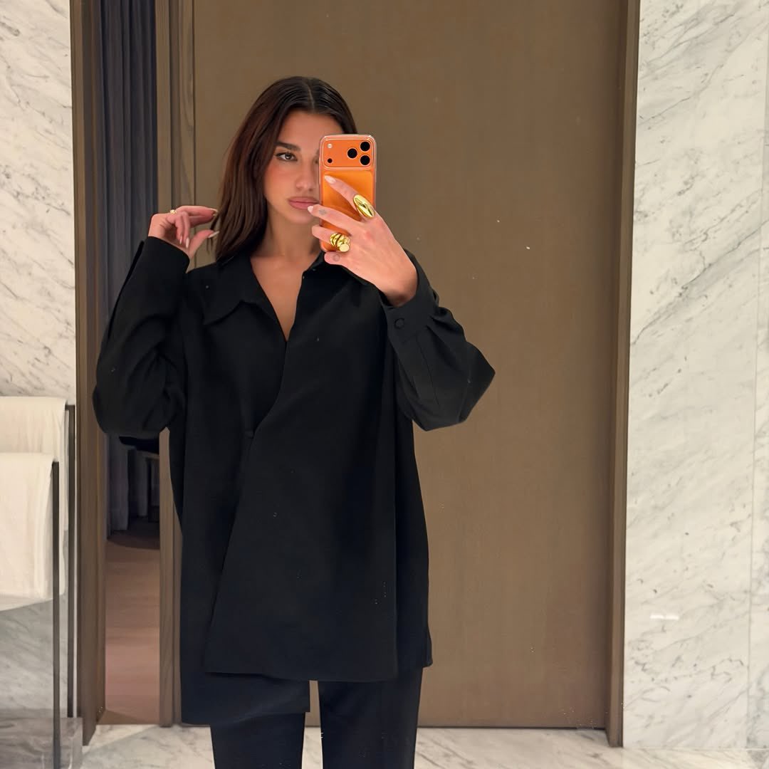 DUALIPA's tweet image. 4 days in cdmx 🇲🇽 on our last work thaaang of the year! (Which also meant I got to eat in some of my fave places AGAIN)...and then my immune system finally said ENOUGH... so I spent my last day watching Atonement in bed and bawling my eyes out 🤧