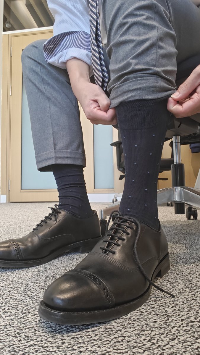 SubM05's tweet image. 想闻还是想舔？