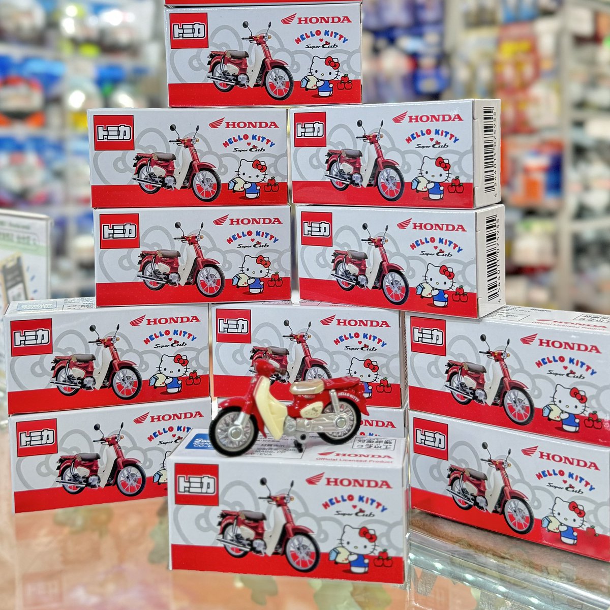 🎀 キティちゃん好き必見！ 🎀 トミカ スーパーカブ × HELLO KITTY