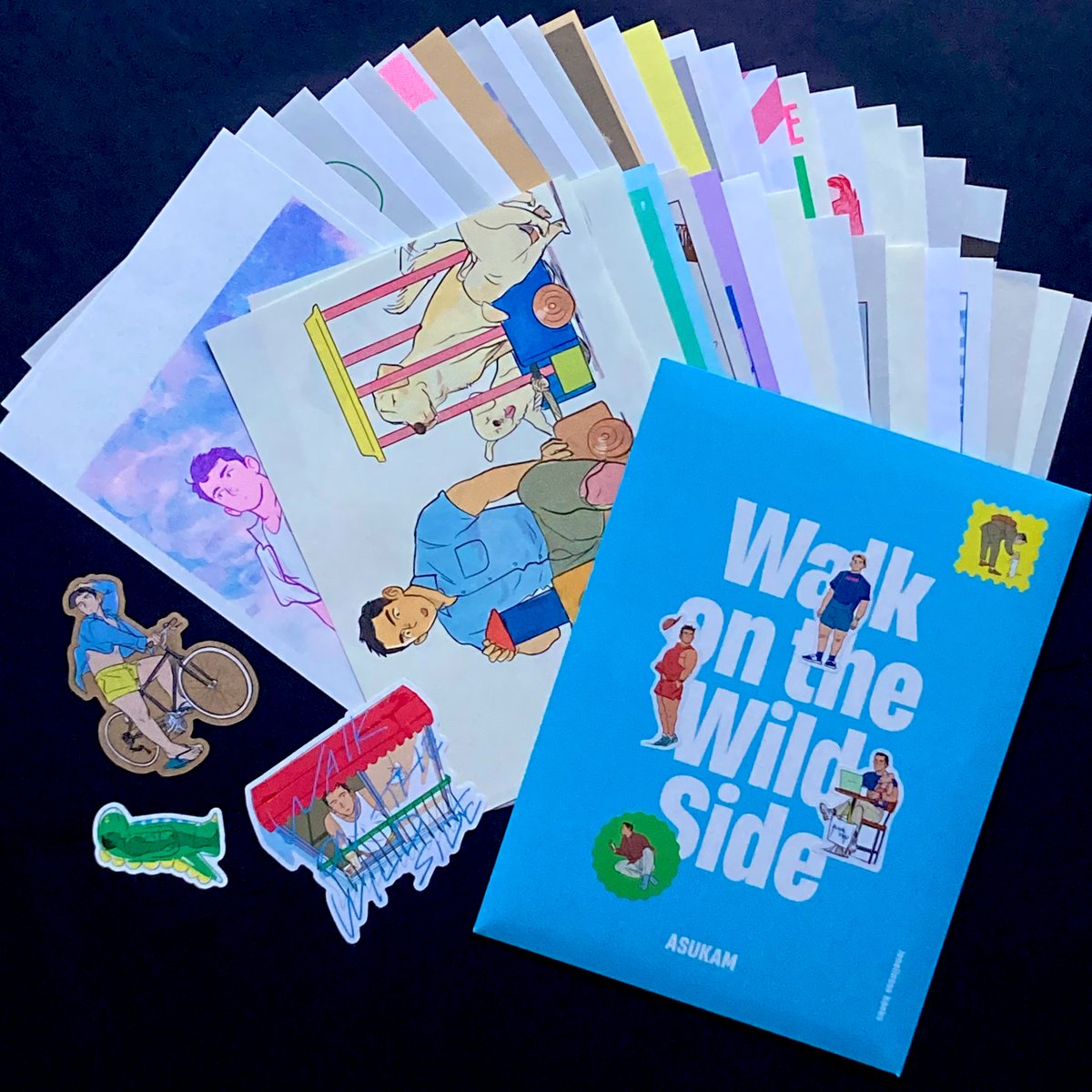 12/19(金)、20(土)、21(日)の3日間
東京都現代美術館で行われる
東京アートブックフェア(TABF)にて
作品を出品します。

------------------------

【リソグラフポスター集】
A4ポスター３３種
B5連結ポスター２種
ステッカー３種のセット

全種描き下ろしのポスター集です。