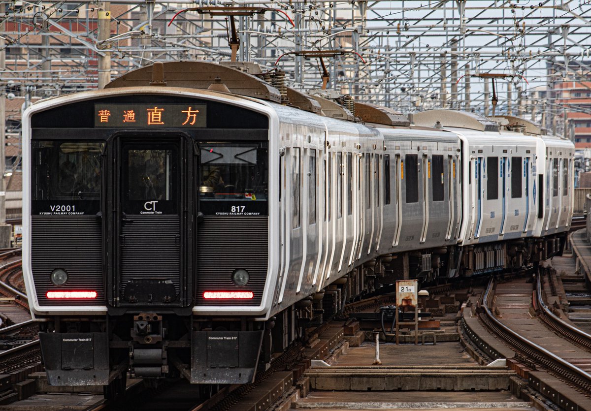 朝の福北 福北ゆたか線では朝ラッシュに6両編成が多く走っていますが