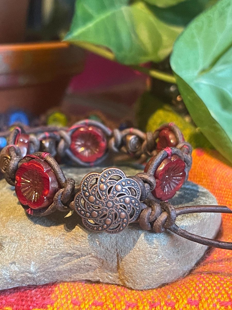 offbeadinpath's tweet image. offbeadinpathneosho.etsy.com/listing/442367…