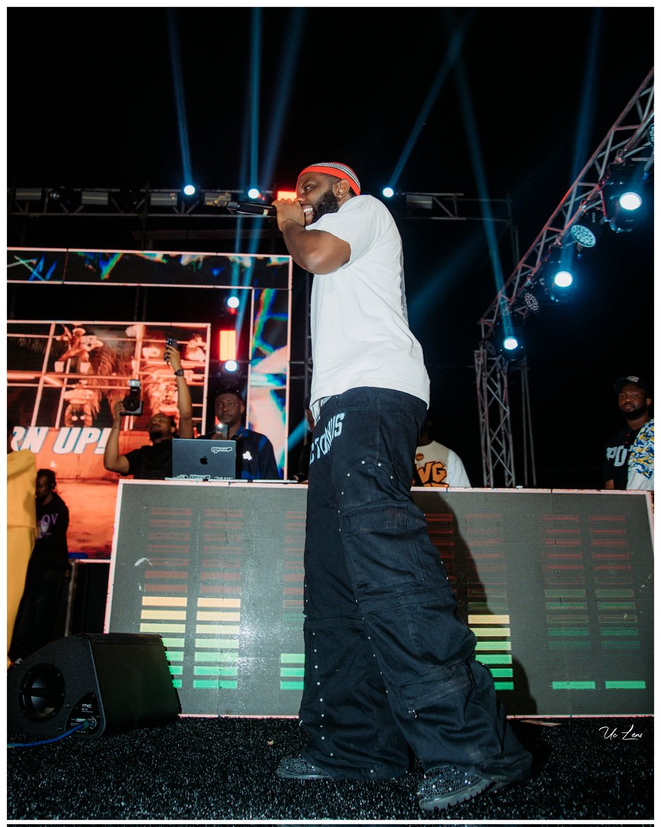 Papichris0's tweet photo. ODUMODUBLVCK energy is at another level 🔥🔥 https://t.co/9HrJE1BmrK