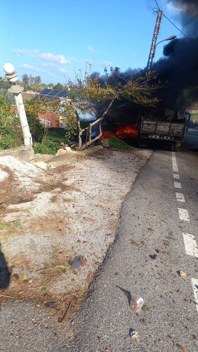 🔴 UPDATE: SOUTHERN LEBANON STRIKE

Lebanese media now report at least two confirmed fatalities following the Israeli UAV strike on a vehicle near the village of Taybeh in southern Lebanon.

The vehicle was reportedly targeted directly. No official Israeli comment at this stage.