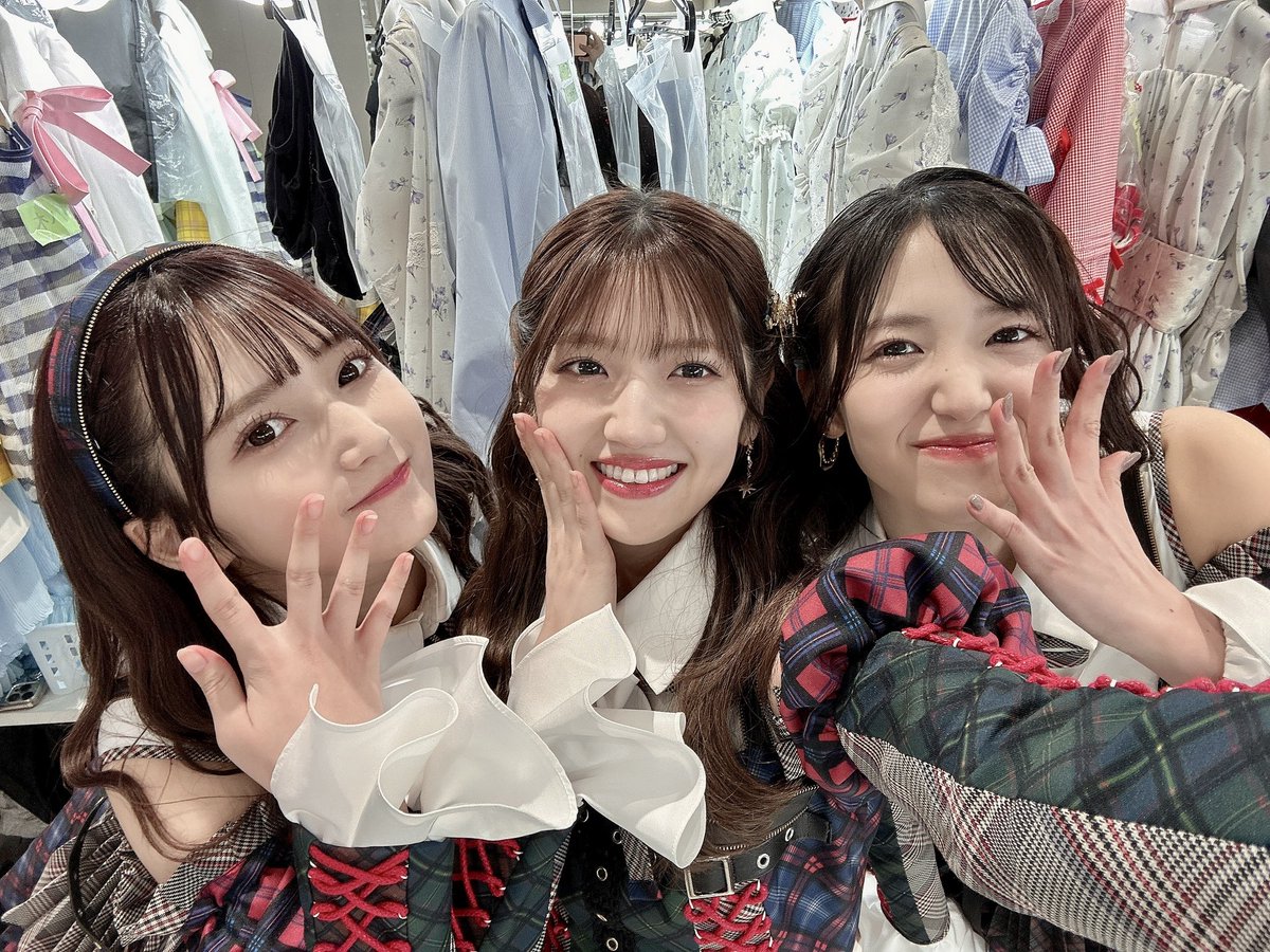 yuirii_murayama's tweet photo. 「ここからだ」公演アルバム発売！
私にとってずっと夢だった
オリジナル公演が音源化されたこと
本当に嬉しいです🥺。
沢山のメンバーに歌い継がれて
愛される公演になりますように🍎
そしてオリジナルメンバーとして
声を残していただいて
ありがとうございます。
#ここからだAKB48 https://t.co/3nlvkYZc1K