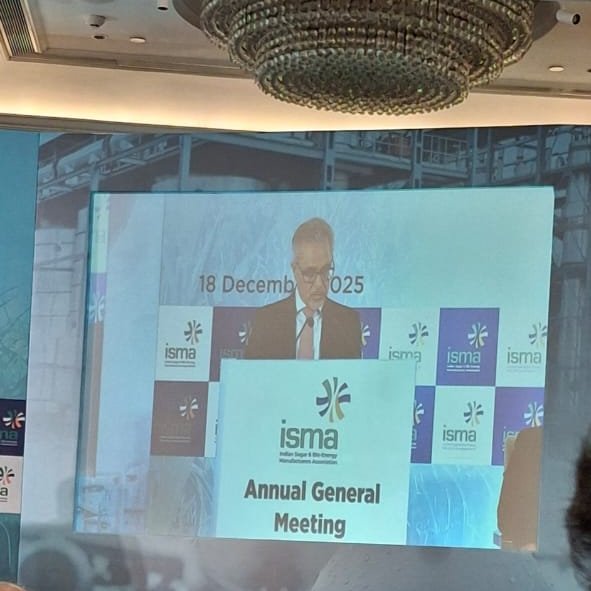 ChiniMandi's tweet image. 🔴Live Updates: ISMA Annual General Meeting

Sanjeev Chopra, Secretary, DFPD, GoI:

We are actively considering sugar MSP Revision.

#SugarPolicy #FRP #MSP #AGM #CaneIndustry #SugarMills #Ethanol #Sugarcane #ChiniMandi #SugarIndustry #LiveUpdates #ChiniMandiLive #Bioeenergy