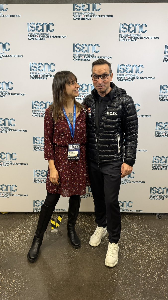 Lo_Delicious's tweet image. Another highlight from the @sportexercise Conference was the opportunity to meet and learn directly from some of the speakers.
Moments like these remind me why continuous learning and surrounding yourself with excellence really matters.

#SportsNutrition #ISENC25