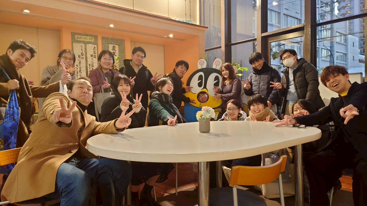 NGOcaruta's tweet photo. 楽しすぎて投稿忘れてたけど、先週は今年最後の練習会でした！初参加も、久びさ参加も、遠方からの参加もお迎えして、参加人数もお土産もいっぱい！！！
(和室から溢れて先に飲み会行った人は映ってません) https://t.co/YWHiHtqjSc