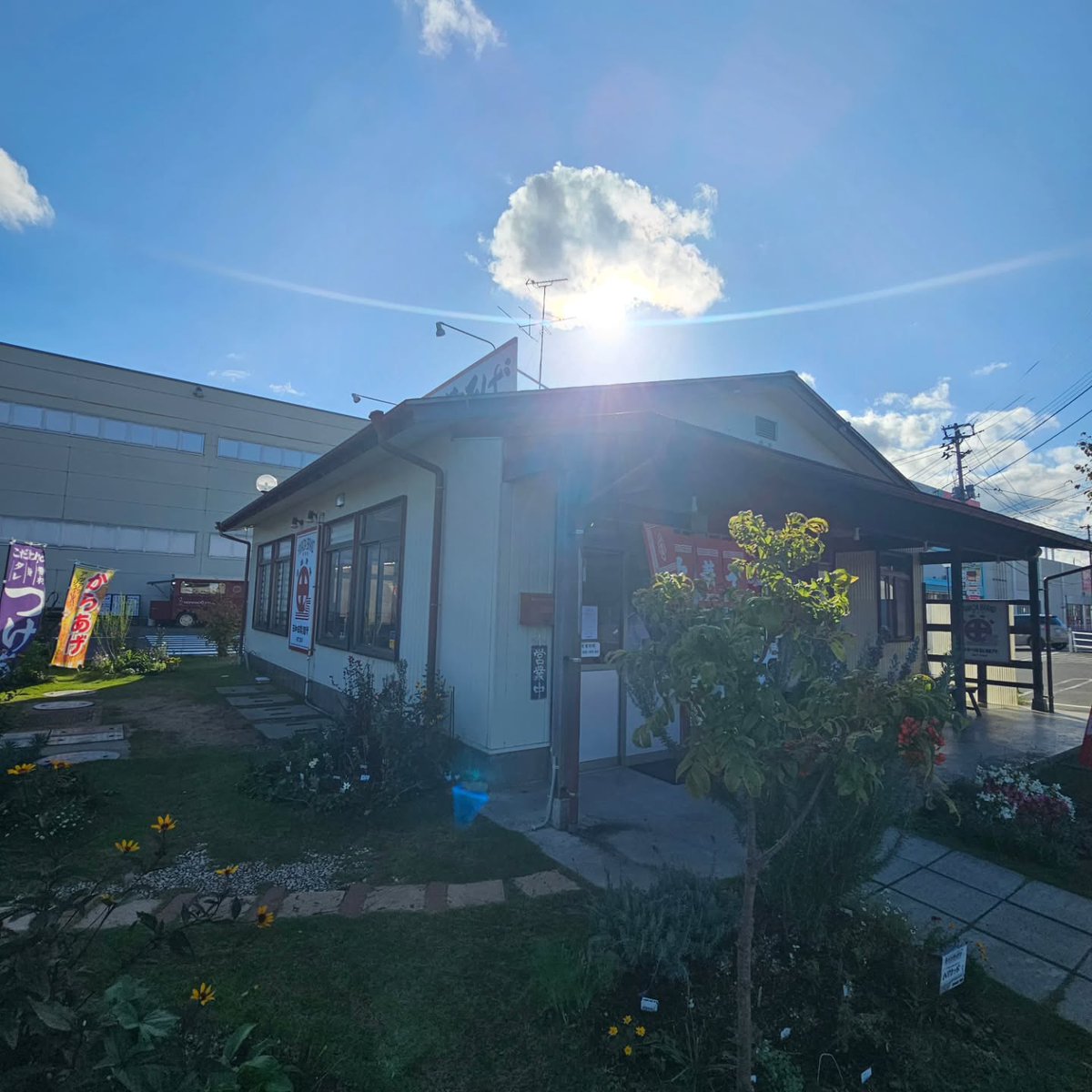 ・・・
repost yamapon.8000 さん（Instagram）
・・・
🍜‼️
 この前は…😋🍴
-store-
☆日和田製麺所 本店
☆福島県郡山市日和田町字前田75-1
-order-
☆ネギ中華そば
☆唐揚げ
 
 定期的に食べたくなるんだよな
 最近は…全部のせじゃないやつ頼みがち
・・・
.