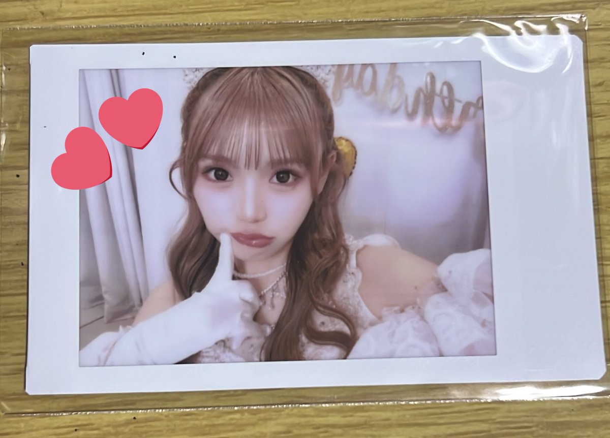 ビンゴだけど生誕チェキ届いた- ̗̀📦 ̖́- ふりたんこのポーズ可愛