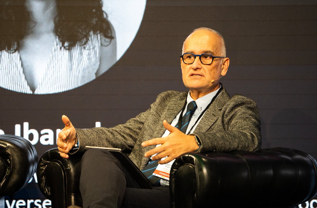 Ayer, en Impulsando el Ecosistema de IA en España (#DesafíoALIA), <a href="/RAFAELMG34/">RAFAEL MUÑOZ</a>  y <a href="/beabotellagil/">Beatriz Botella Gil</a> participaron en las demostraciones de herramientas (CLARET e IncLENIA), con la presencia de la <a href="/SEDIAgob/">S.E. Digitalización e Inteligencia Artificial</a> , y en la Mesa "Soberanía en la era de la IA"

#IA #GPLSI #CENID #SEPLN #UA