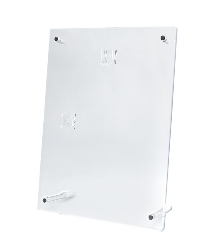 商品まだ届かないけど今回以前描いたこちらのイラストでアクリルプレート頒布しますので🫡
数に限りがありますのでお早めに 