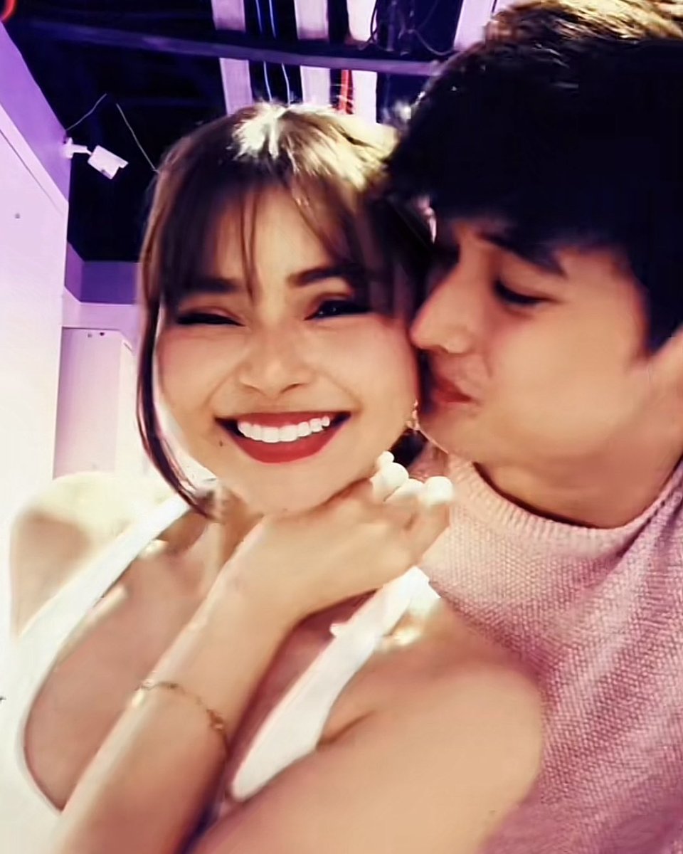 yssaduhmp's tweet image. what happened:                       the reaction:

#LanceBrey