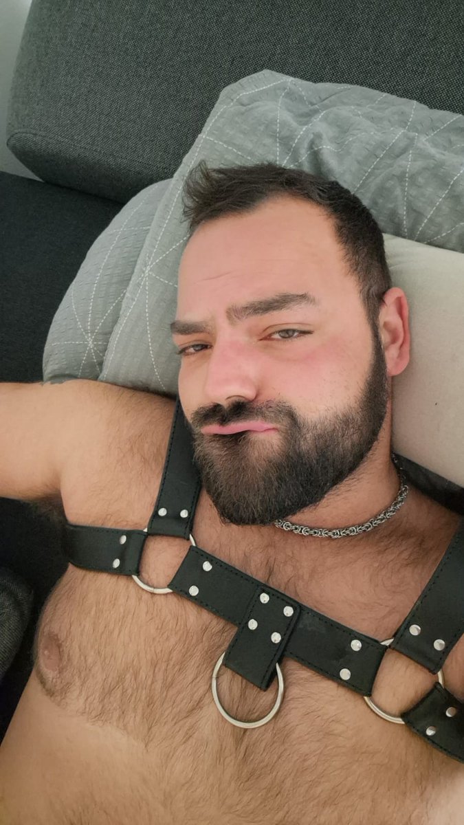 GAY_CHUB94 tweet media