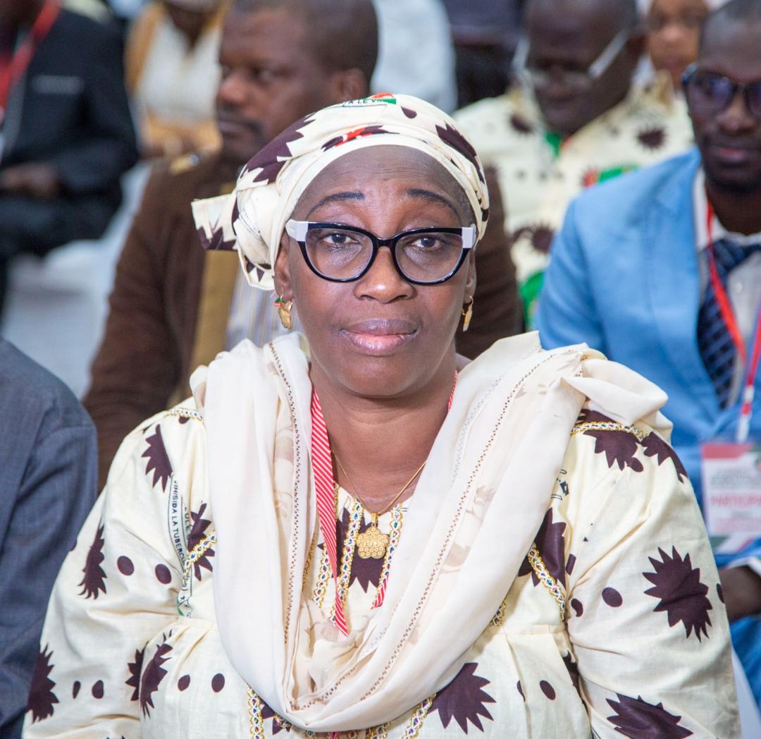 arcadplus's tweet image. En marge de la cérémonie de clôture des Journées scientifiques organisées par la Cellule Sectorielle de Lutte contre le VIH/Sida, la Tuberculose et les Hépatites virales (CSLS-TBH), tenue ce mercredi 17 décembre, ARCAD Santé PLUS a reçu une attestation de reconnaissance.