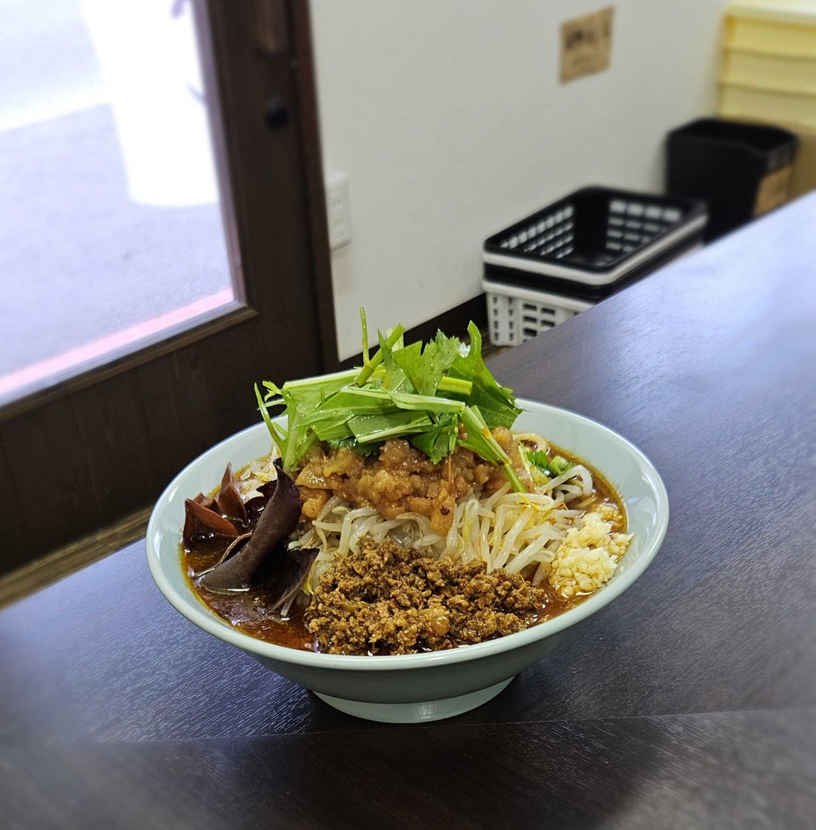 岡山一のデカ豚二郎系ラーメン』マシマシ麺まで届け (@mashi_okayama