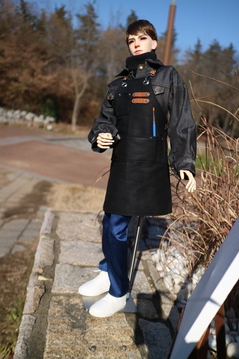 안녕하세요 취향저격 입니다 
12월 20일 서프젝 행사 참여 합니다 부스 위치는 J-01 우연 샵주님의 은혜를 입었어요 🥹 
어깨패드 탈장착되는 하네스는 선주문
앞치마와 청바지용 가죽벨트는 현장판매 합니다 
본 트윗 RT와 본 계정 팔로워 한 분께 추첨을 통해 미대오빠 앞치마 (70용)을 드립니다