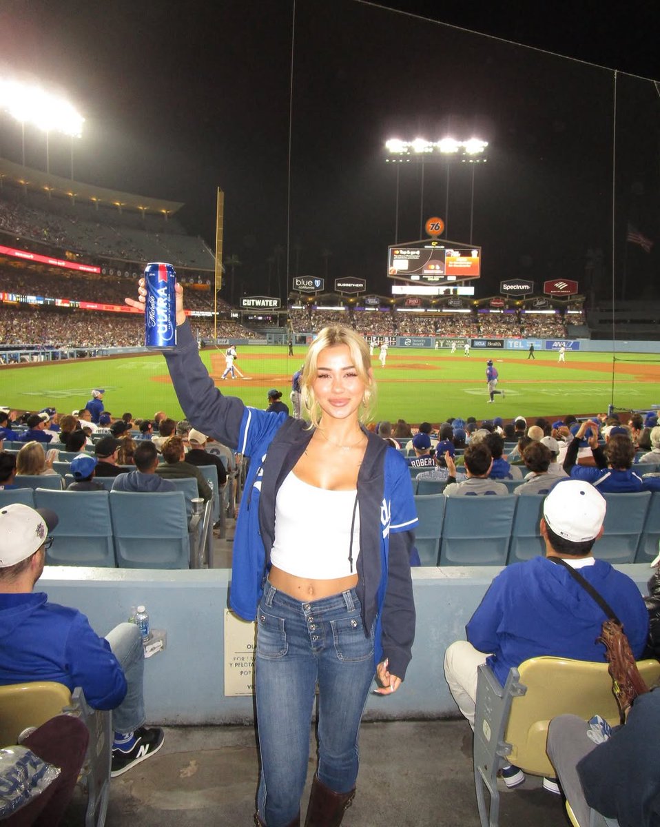 bella_saintcl97's tweet photo. ⚾️ https://t.co/z3vdne3hva