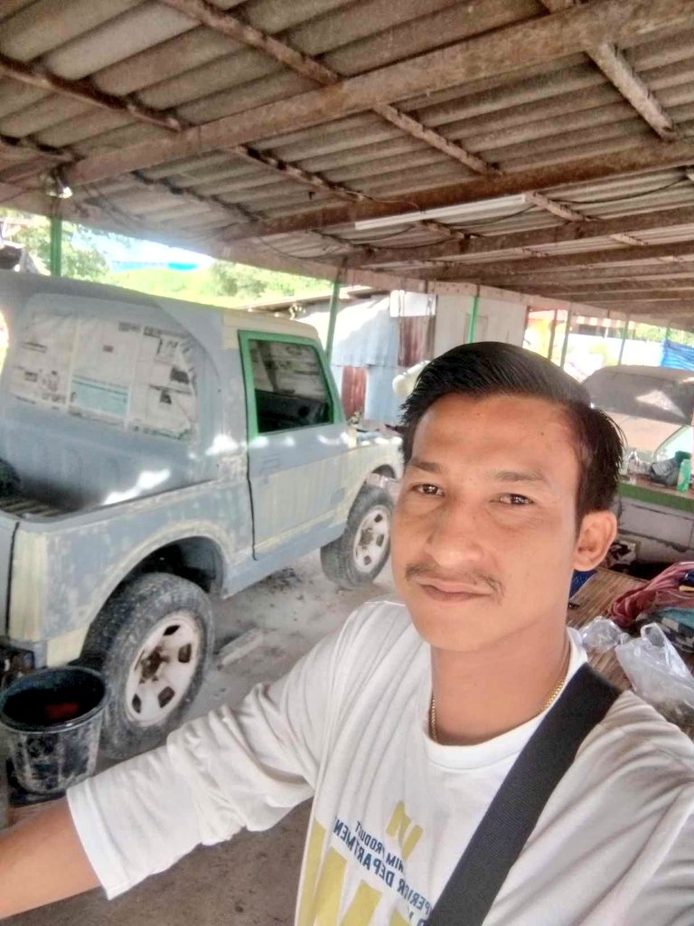 nick174252's tweet photo. รูปไม่หล่อพ่อไม่รวยแถมไม่มีอะไรเลย..ถึงไม่มีใครสนใจ🤧🤧🤧 https://t.co/B47I4DsPqT