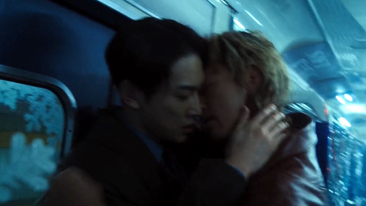 IN A FUVKING MOVING TRAIN GOOD LORD HOW HUNGRY ARE YALL 

#10dance • #テンダンス