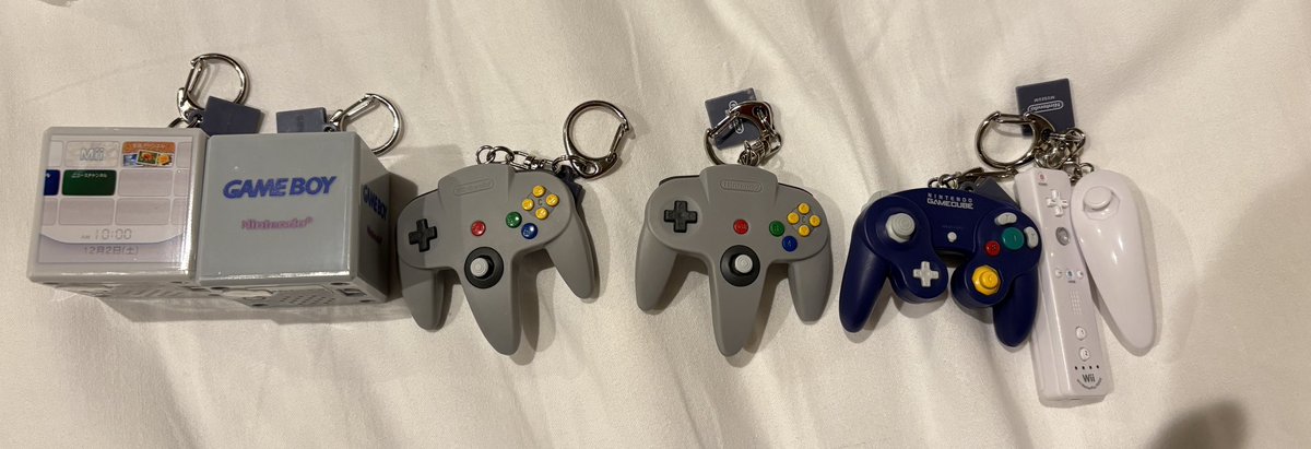 ニンテンドーミュージアムの起動音キーホルダーとゲームハード