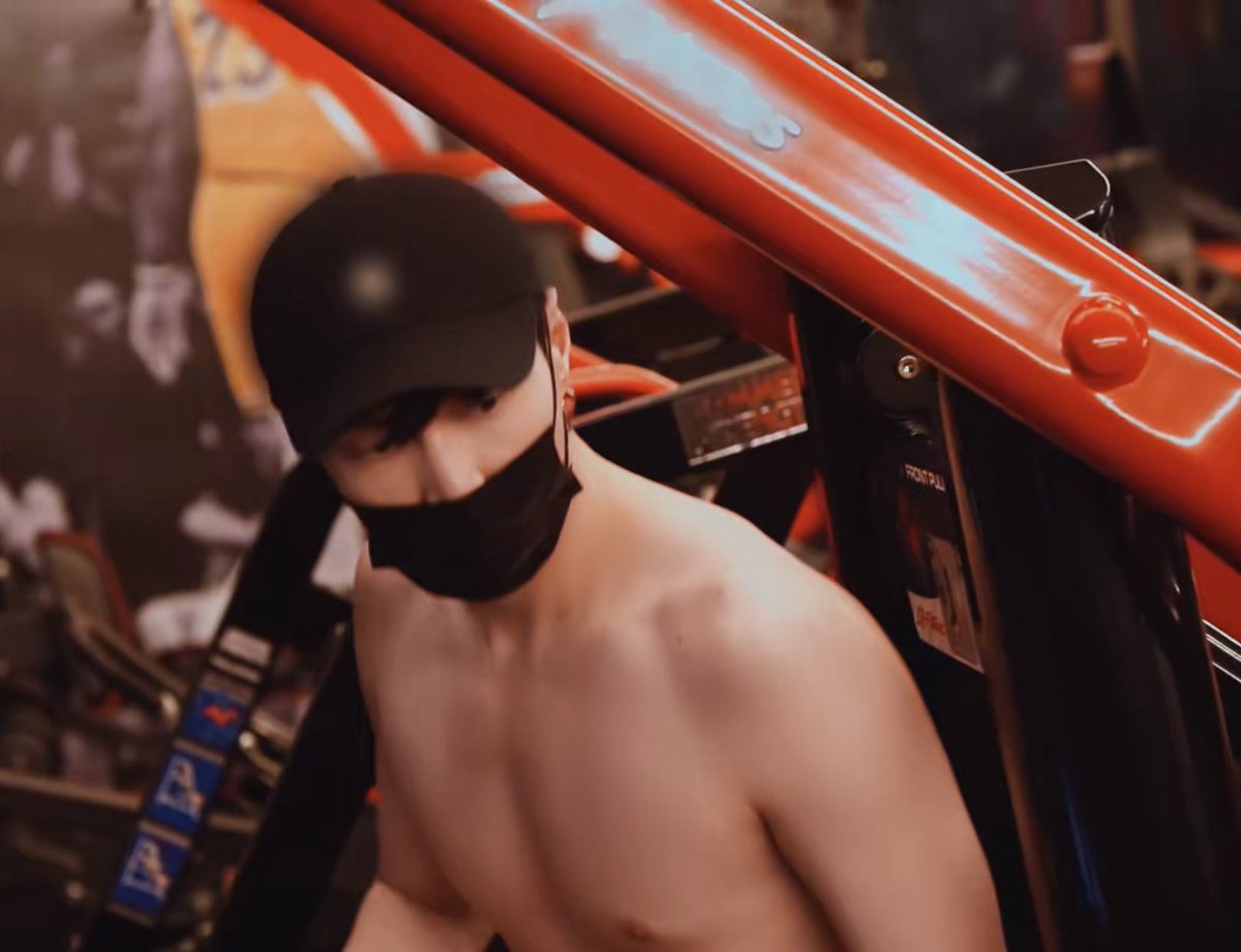 xifim_'s tweet photo. Zhang Yixing 🔥 @layzhang https://t.co/wgwwFt8PWa