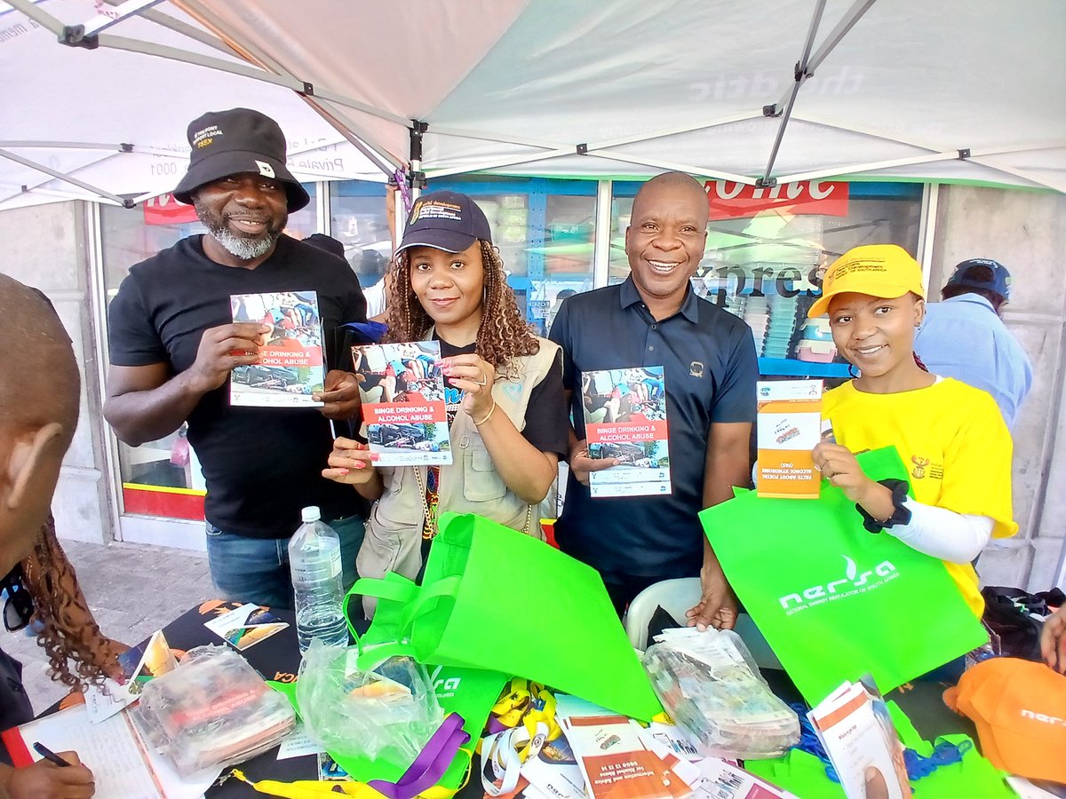 the_dtic's tweet image. 🚨📍the dtic,  @theNCC, @The_DSD and @nersa officials are currently on a joint festive season campaign in Gugulethu, Western Cape. The campaign is aimed at encouraging  responsible consumption of and compliant trading in alcohol during the festive season #drinkresponsibly