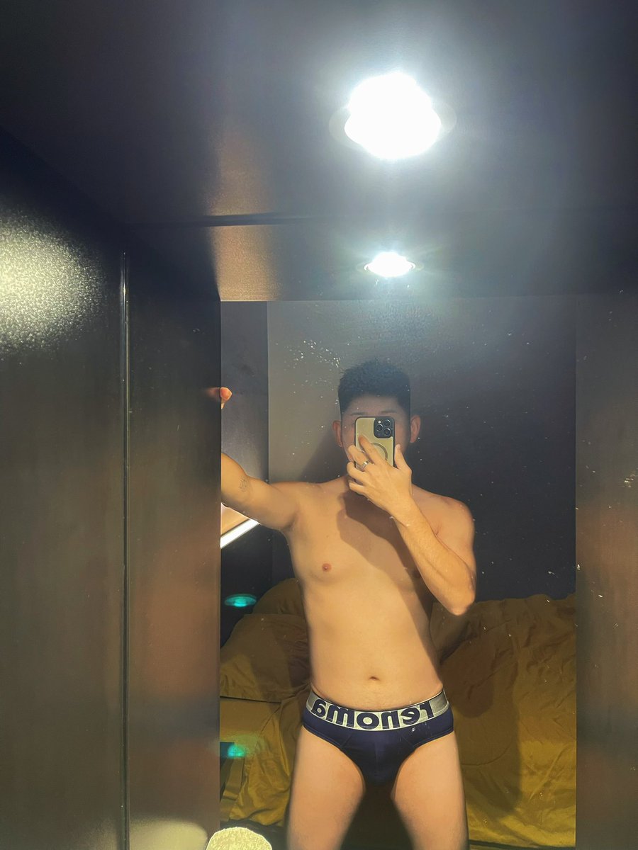 TSecretguys's tweet photo. “Recently my food intake has increased, and I’ve gained some weight.”
Need to Control 😑 https://t.co/xXxK1Erms5