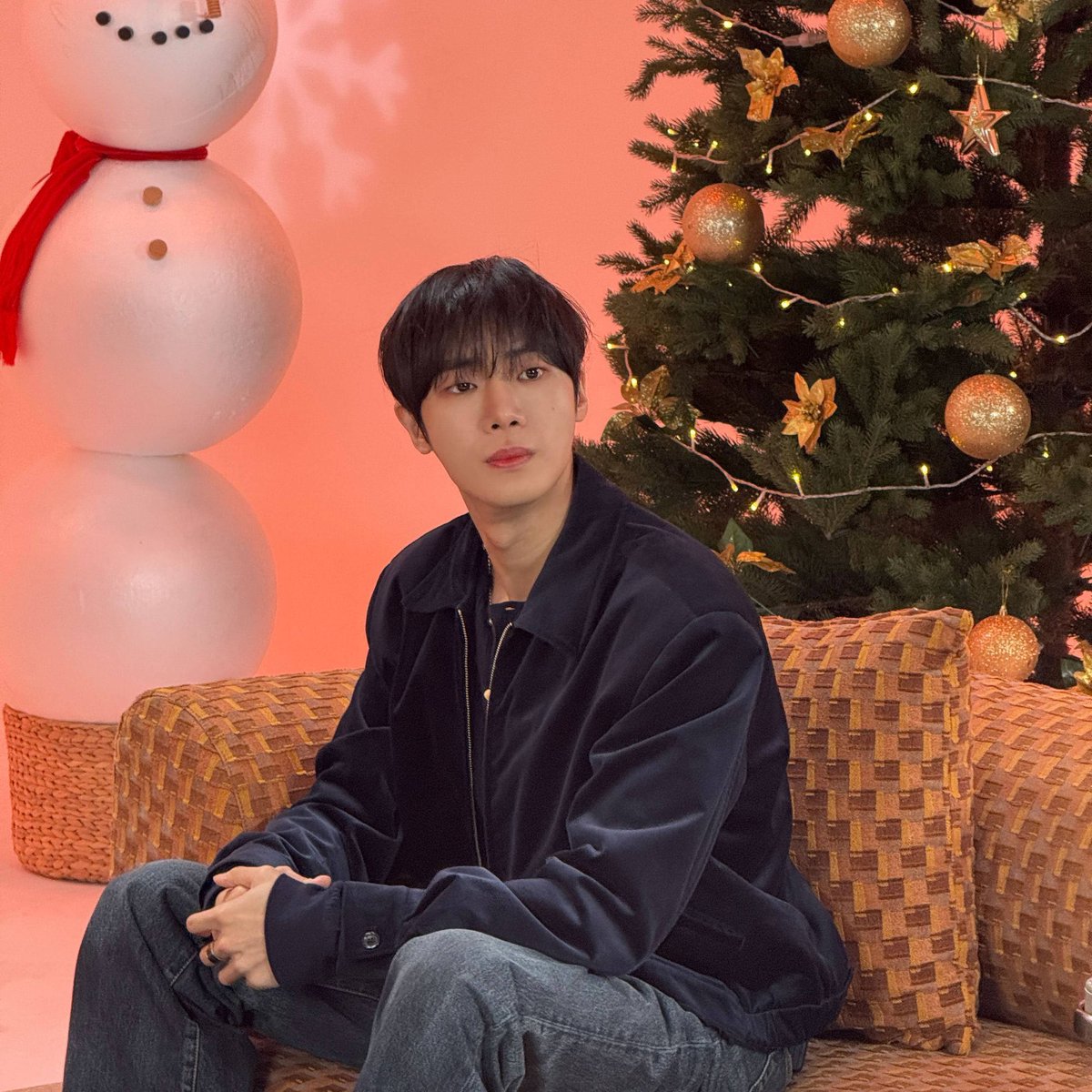kdrama_menfess's tweet photo. •kdm• Choo Youngwoo dan Boo Seungkwan bakal tayang 25 Desember di youtube channelnya https://t.co/05jLkvt4BD