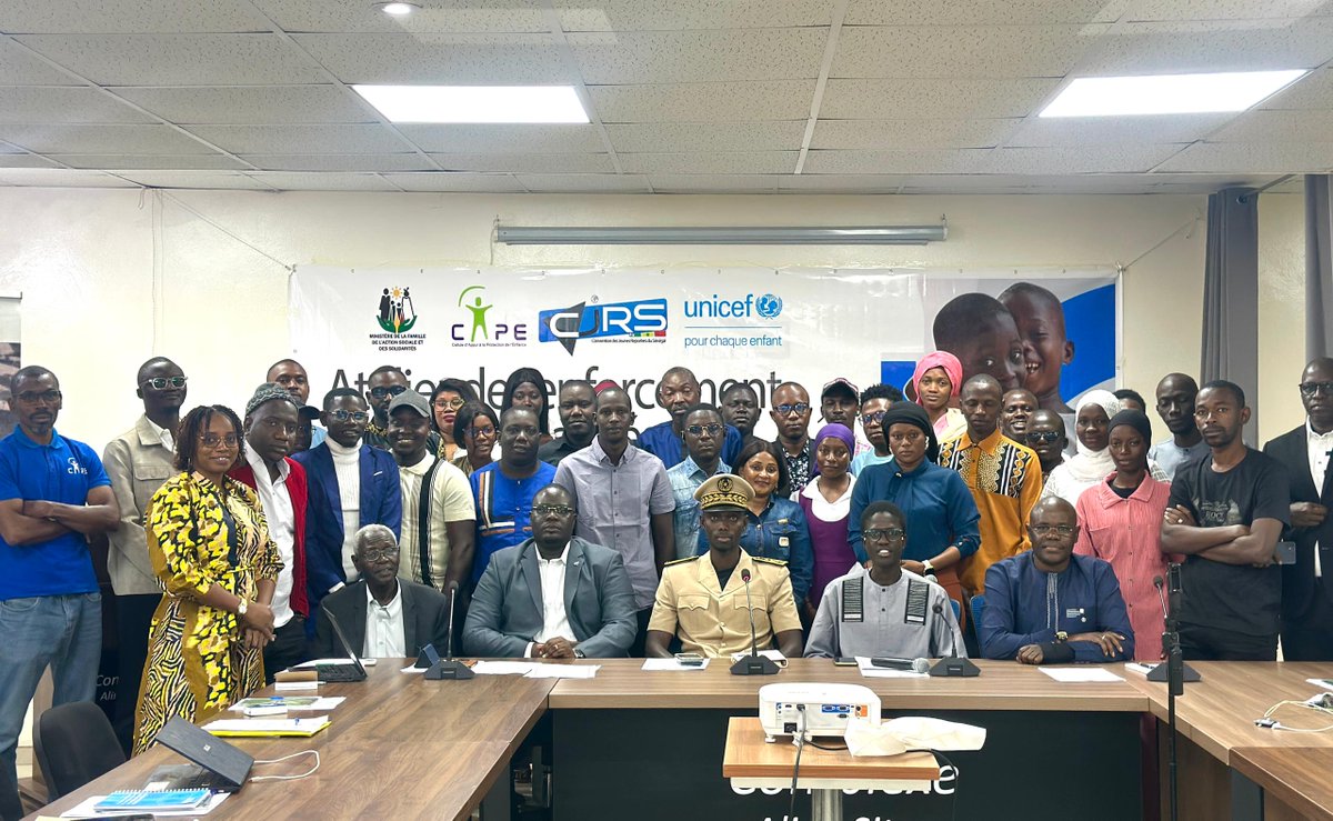 *Ouverture officielle de l’atelier de renforcement des capacités des jeunes reporters de la zone Sud ( Ziguinchor, Kolda et Sedhiou) ce mercredi 17 décembre 2025 organisé par la <a href="/CJRS221/">Convention des Jeunes Reporters du Sénegal</a> en partenariat avec la Cellule d’Appui à la Protection de l’Enfance (CAPE) et l’UNICEF.