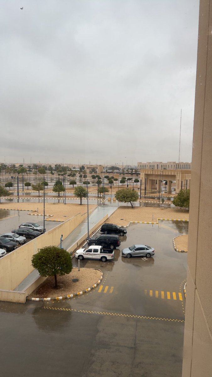 t_a7v's tweet photo. #KSAUcore  #ksau_hs  
اخ يا كاساو احد يداوم بالجو ذا https://t.co/ge8lRJIM9x