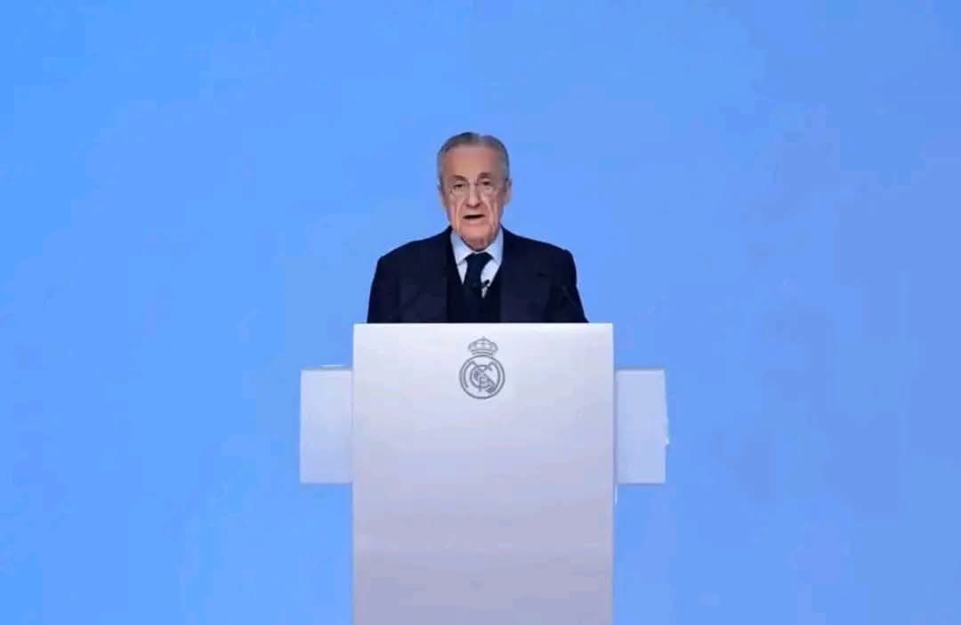 F9R3's tweet photo. اذا رأيته يقف هذه الوقفه اعرف ان برشلونه في صدارة الليغا .. https://t.co/z5akFZMBTU