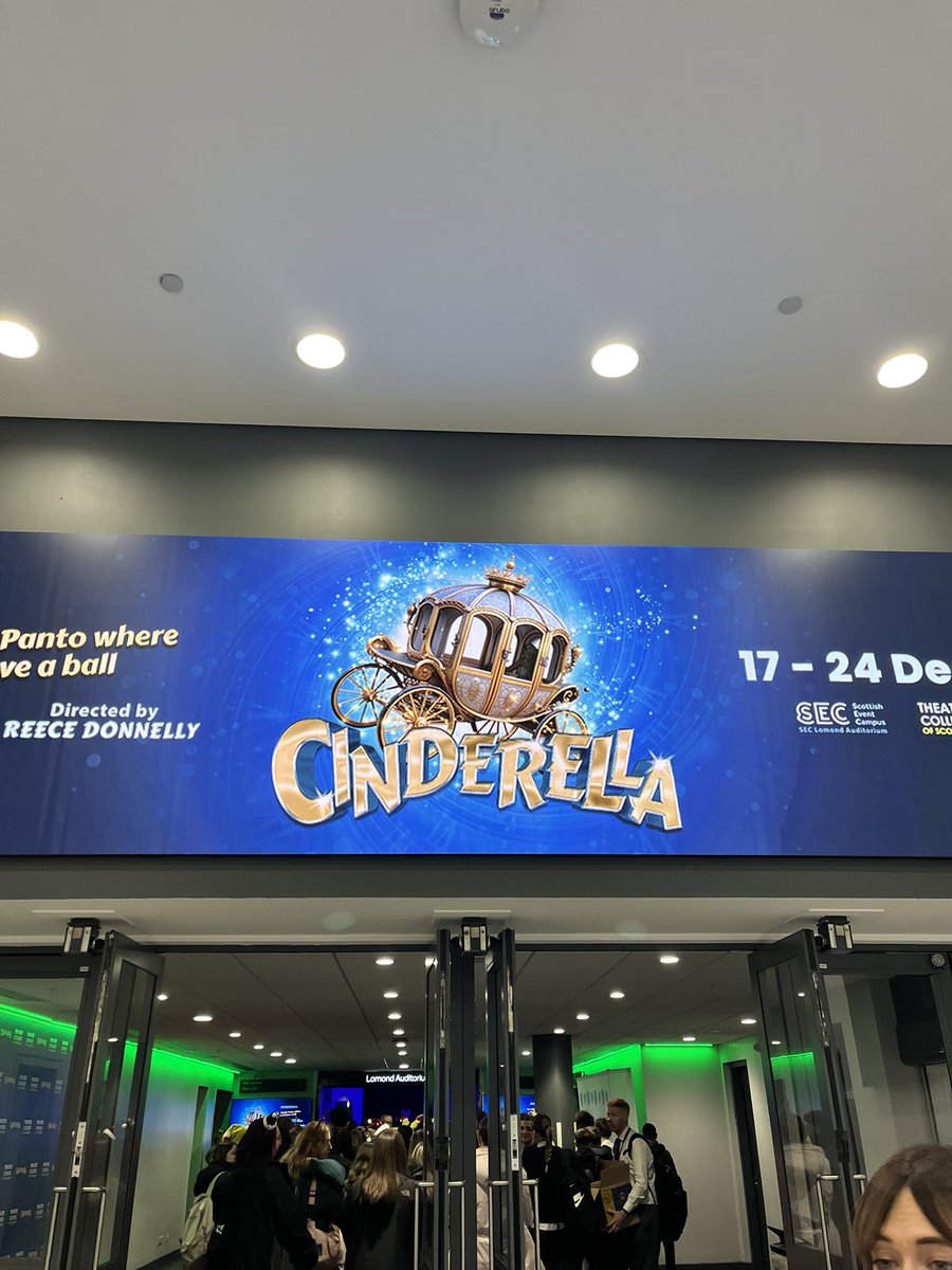 St Thomas Aquinas PE tweet media