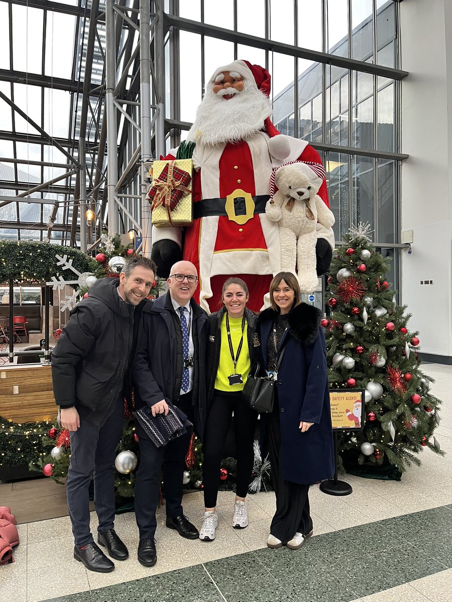 St Thomas Aquinas PE tweet media