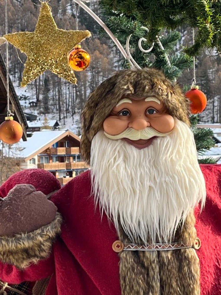 D1VER on ice

Murmur of starlings soar South for warmer climes

1000m #SD1 #Automatic #HeliumRelease

<a href="/SwissD1VER/">Swiss D1VER Watch</a> #Zermatt #Switzerland 🇨🇭⌚️🤿🏔️🎄🎅🏼