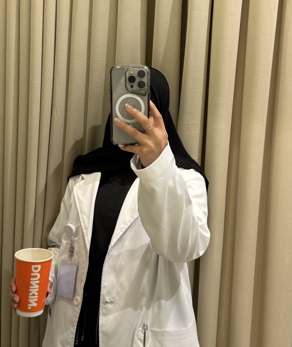 lrrix_'s tweet image. الجو مب جو الدوام ابد
🌫️🌧️🌴