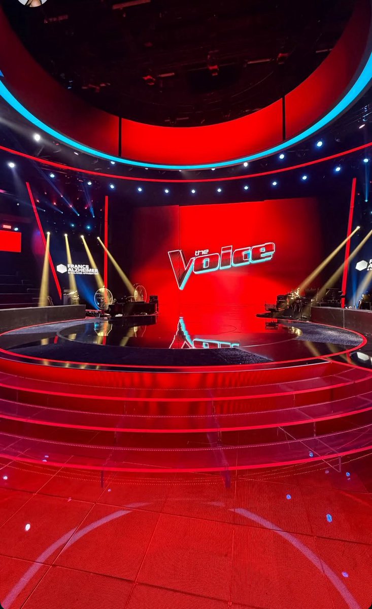 carlamusicoff_'s tweet photo. Hier sur  le plateau de @TheVoice_TF1 avec @FranceAlzheimer https://t.co/7tjUtUijcm
