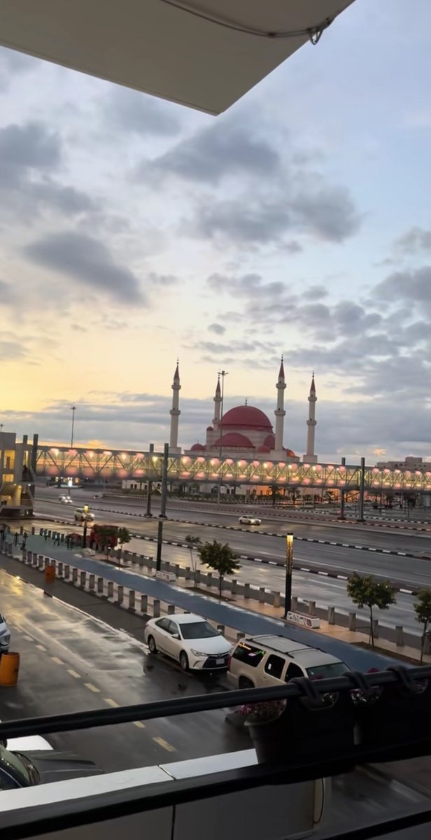 الكندي tweet media