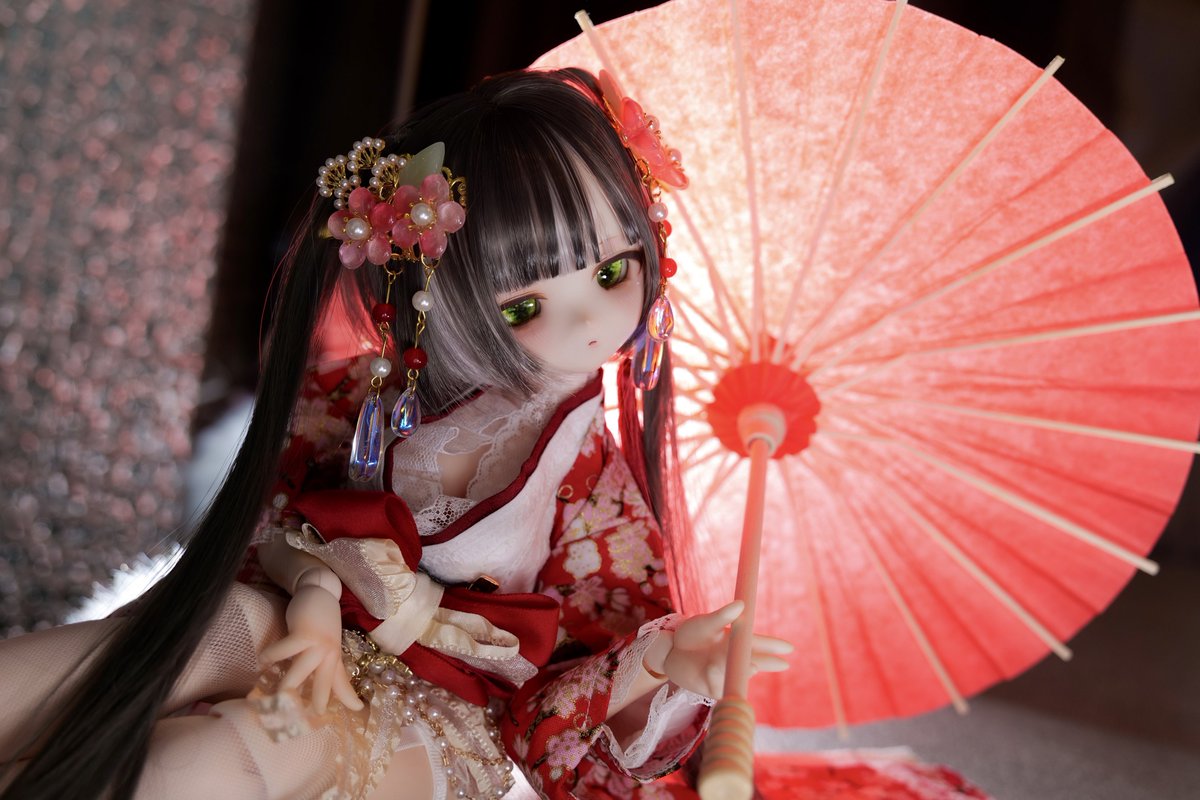 アイドールでお迎えした和服を早速✨️
狐耳は接着が取れてしまい着けられずですが…めちゃめちゃ似合う🥰
#RosenliaDoll #きな娘