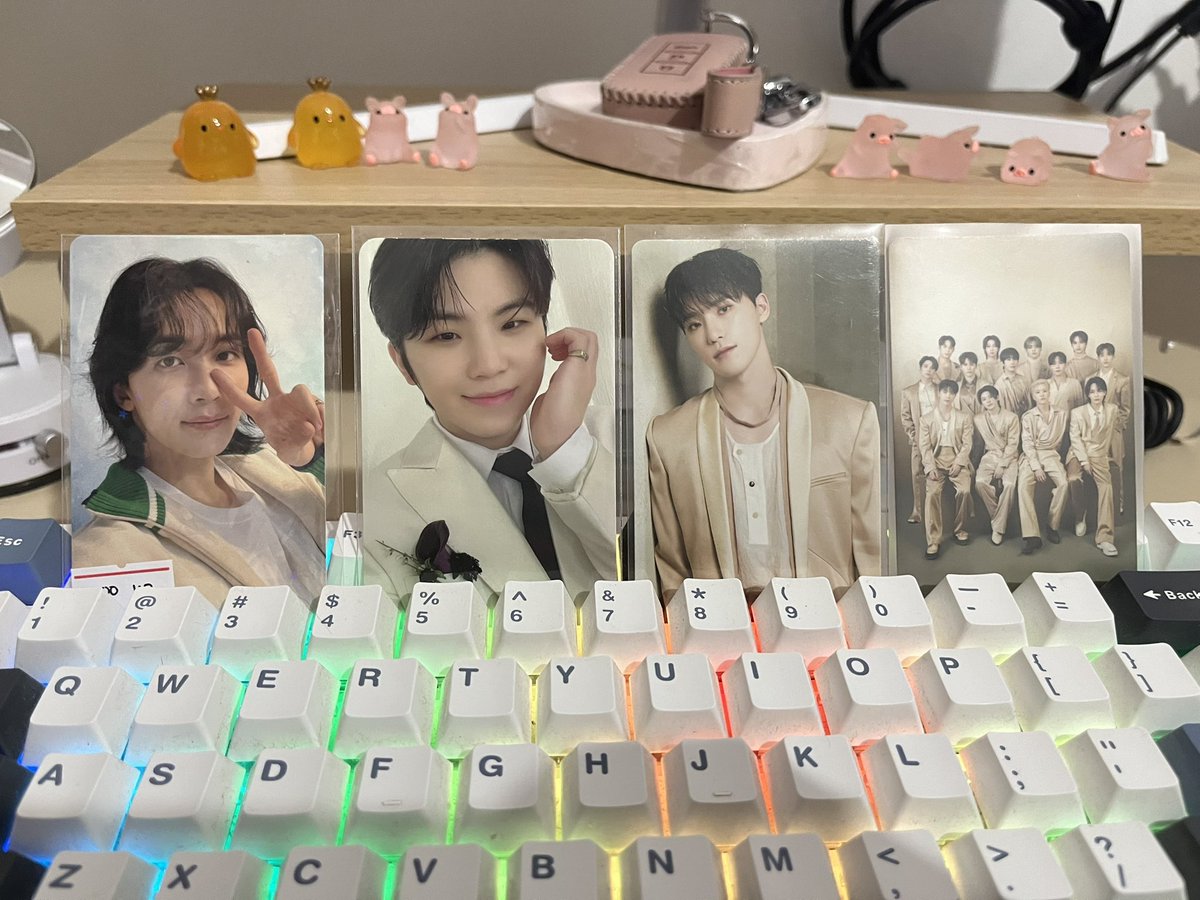 daegurliee's tweet photo. wts lfb ph ⋆˙⟡ — #kjsellz

JEONGHAN ALWAYS YOURS SET .ᐟ 
╰ ₱1100 ONLY
╰ onhand
╰ x sensi &amp; impatient

» loc: davao, mindanao. ph
» mop: gcash / bdo / maya
» mod: direct j&amp;t

#. seventeen svt photocard pc woozi dino mingyu wonwoo scoups cheol https://t.co/04XQekEGJT