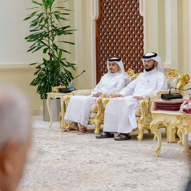 shj_ala's tweet photo. .
في #اليوم_العالمي_للغة_العربية #حاكم_الشارقة يطلق الموقع الرسمي للموسوعة العربية الشاملة للعلوم والآداب والفنون ويكرم الفائزين بالدورة التاسعة من #جائزة_الشارقة_للدراسات_اللغوية_والمعجمية

#مجمع_اللغة_العربية_بالشارقة
#اللغة_العربية #الشارقة https://t.co/0UmoI7OtLO