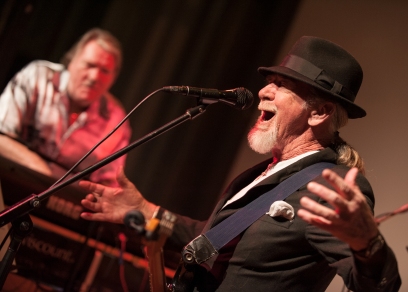 Please join me in wishing Alex Ligertwood a very happy birthday!