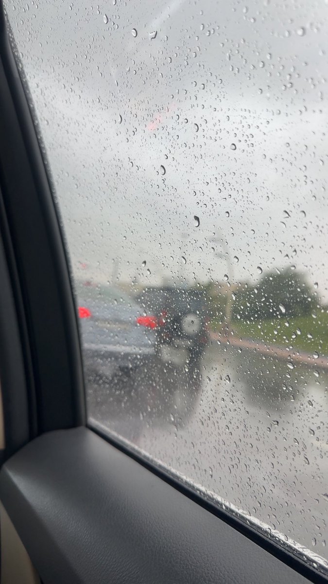 sovxco's tweet image. Medicine block is DONE 🌧️🤍🤍 !!