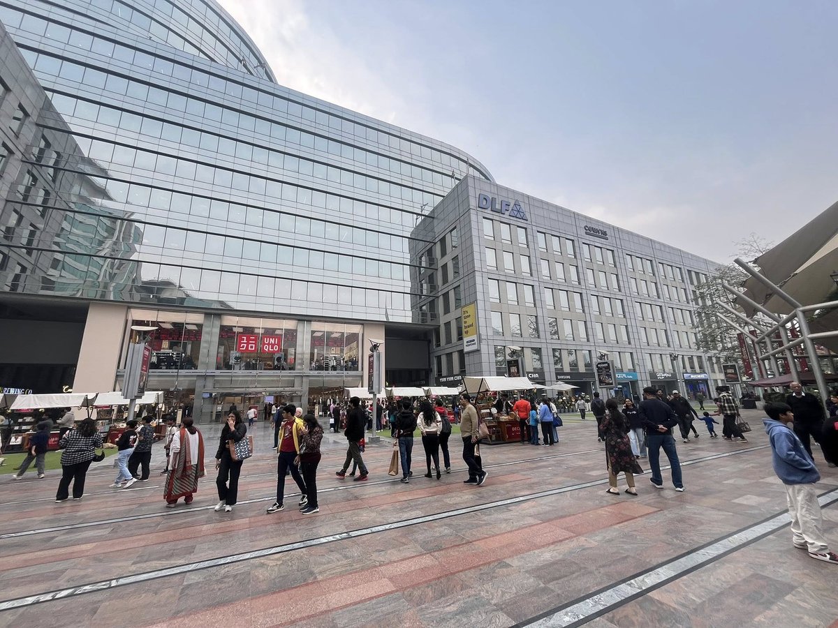 InfrageoHaryana's tweet image. 😍😍Cyber Hub Gurgaon🥰

#Gurugram
#Haryana