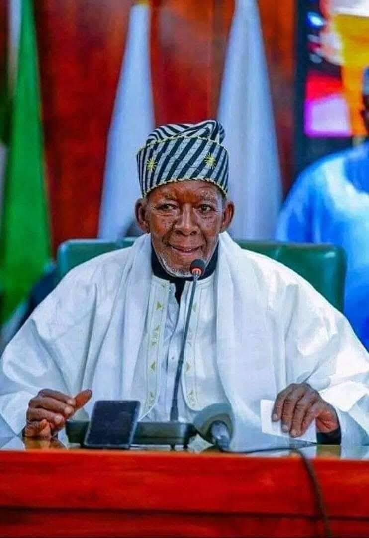 Hadiimu_Salaam's tweet photo. Perma.ent member at the council of International Islamic League, The Supreme Imam of Fayda tijaniya, our Master Mawlana Cheikh Muhammadul Mahy Ibrahim Abdulaahi Niass Lutfu LLaahi bihi. https://t.co/XUOglhSMoL
