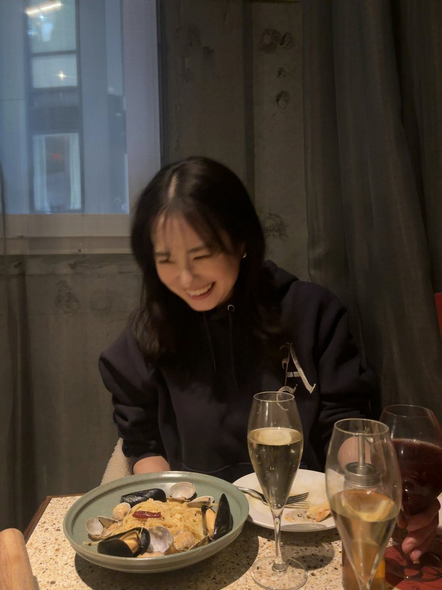 お知らせです！
2026年1月18日(日)
バースデーオンライントーク会開催します🎂

当日ぜひお話ししにきてください〜
チケット発売日などは後日お知らせします！