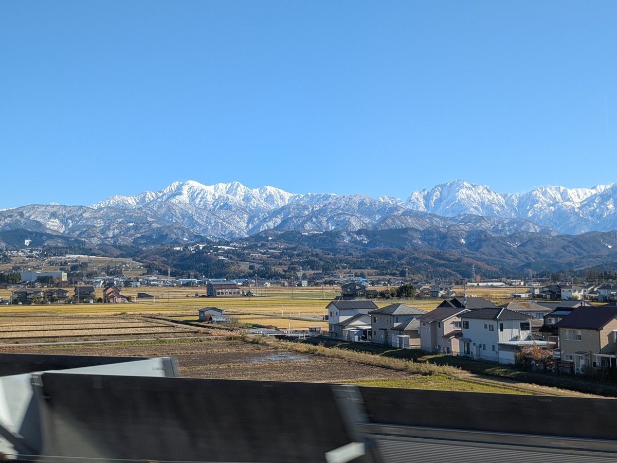 月1回くらいしか快晴にならないという富山での立山
